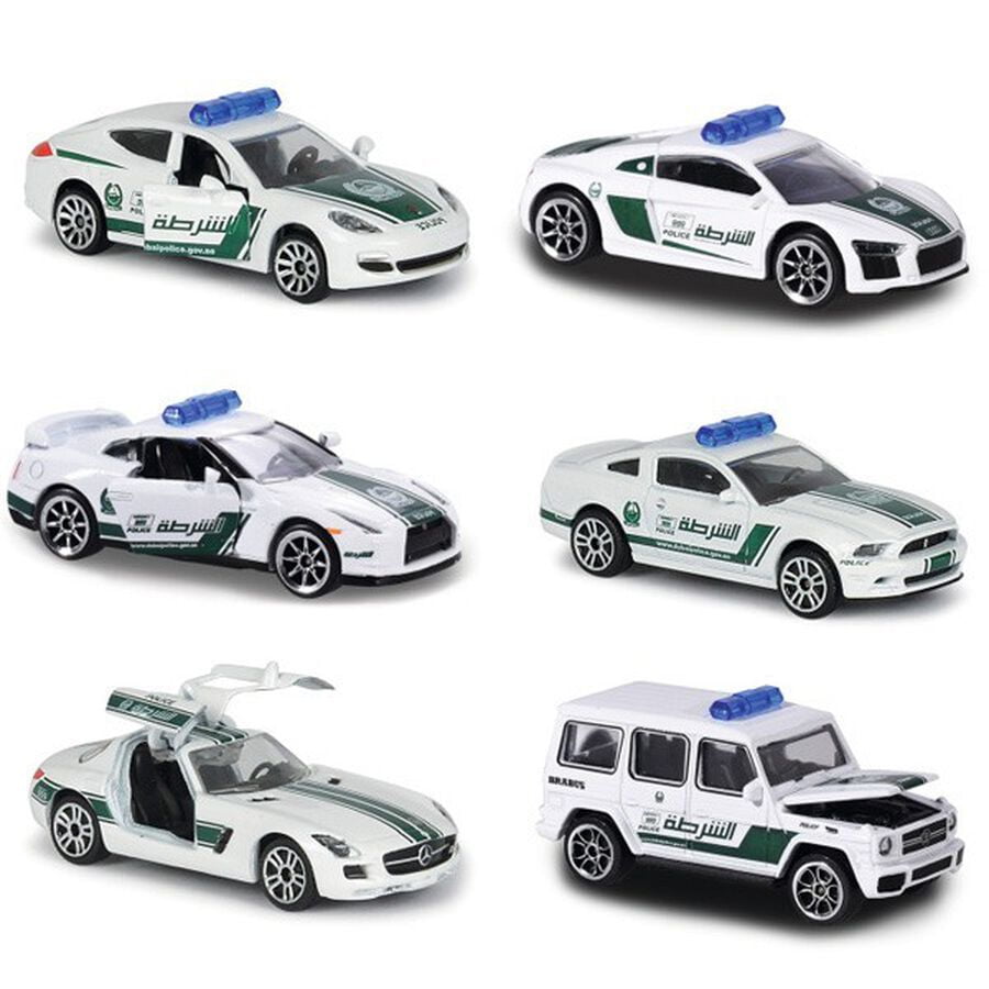 ¿Qué coches lleva la policía de Dubai? 4